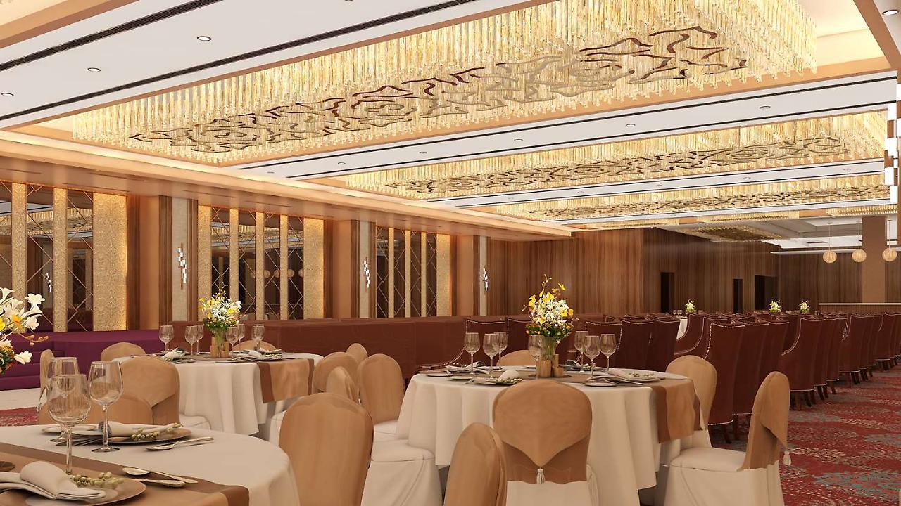 Radisson Blu Towers Kaushambi Delhi Ncr Hotell Ghaziabad Exteriör bild The interior of the ballroom