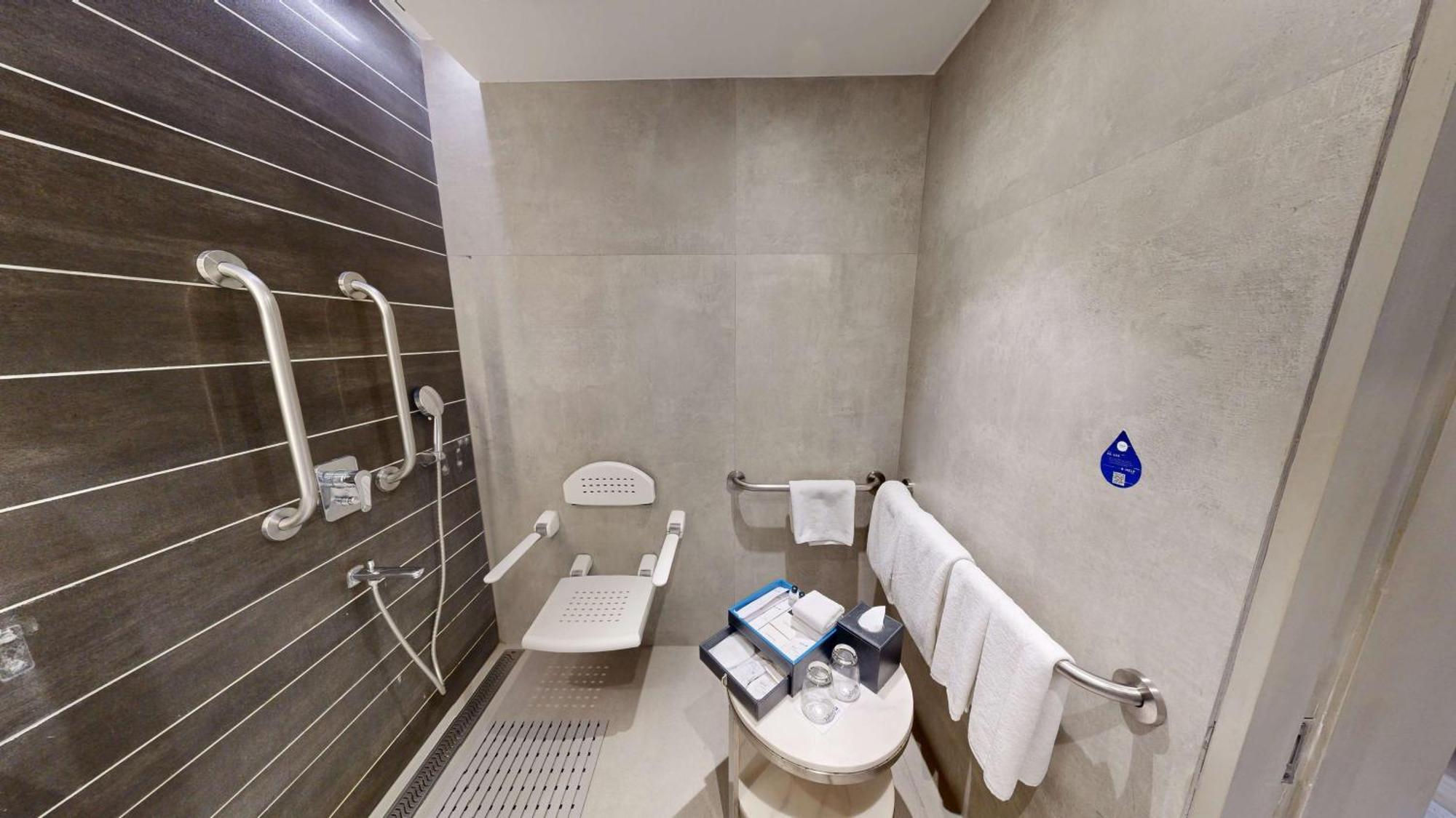 Radisson Blu Towers Kaushambi Delhi Ncr Hotell Ghaziabad Exteriör bild